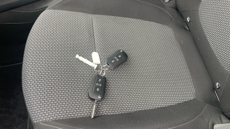 Vauxhall Grandland 1.2 Turbo SE 5dr Petrol Hatchback